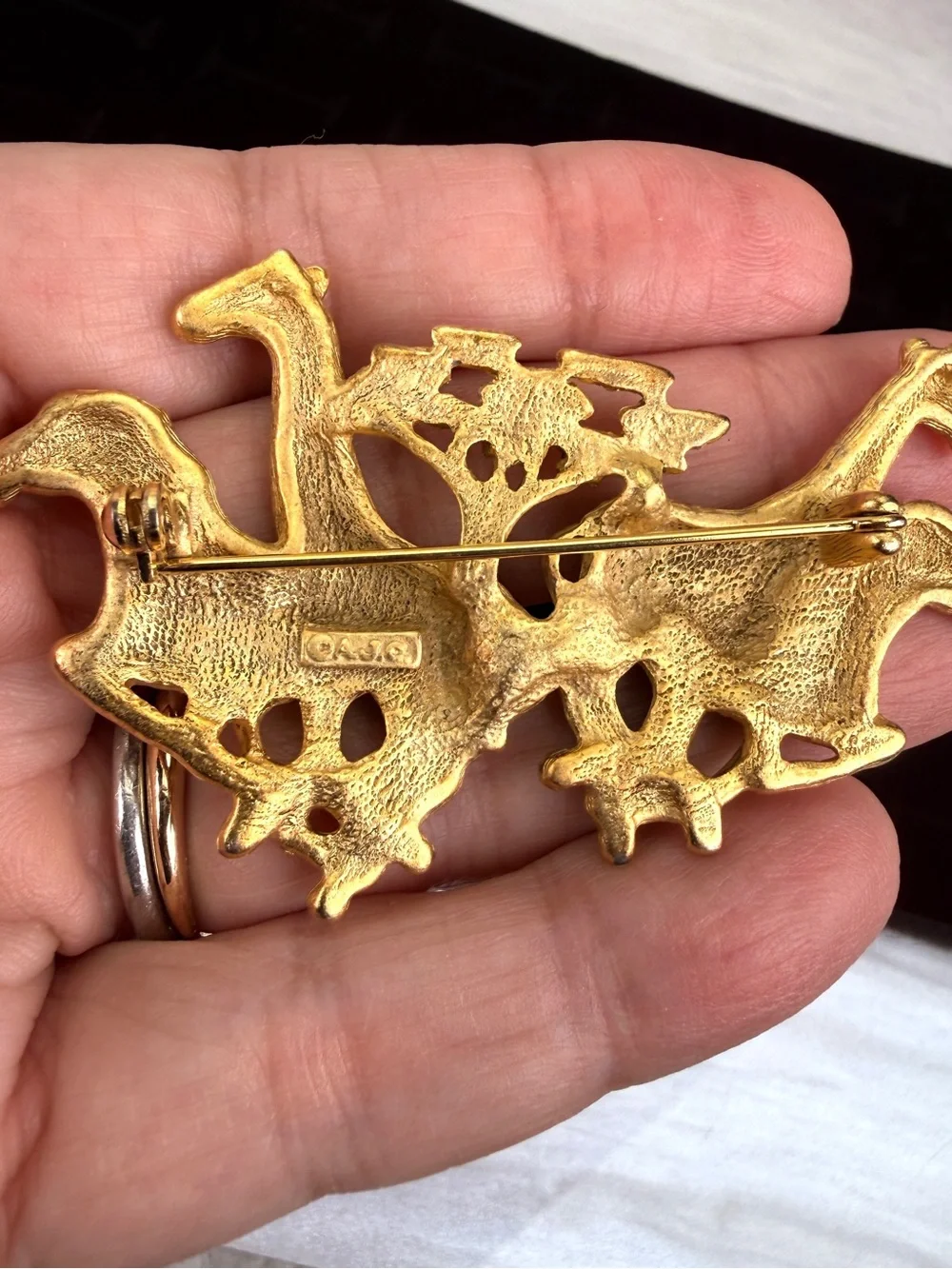 Vintage AJC Gold Tone Safari Giraffe Zebra African Wildlife Brooch Pin